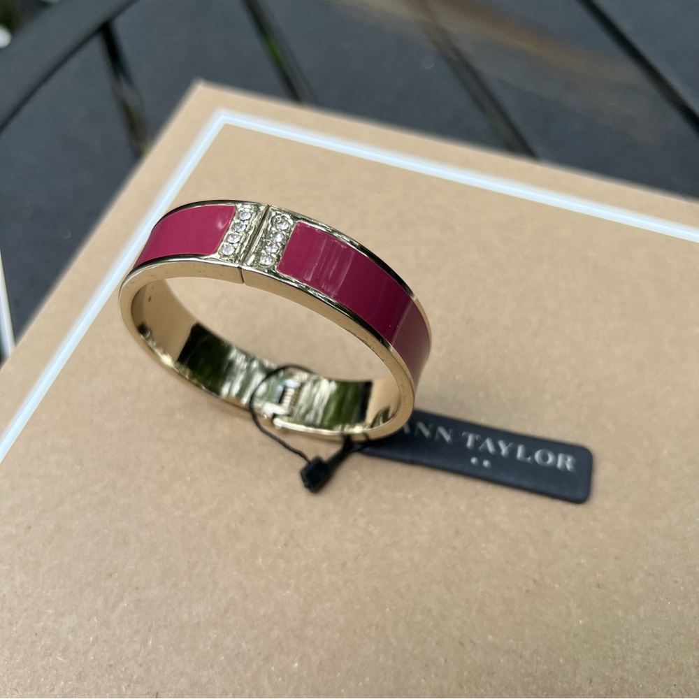 NWT Maroon Ann Taylor Bangle Bracelet